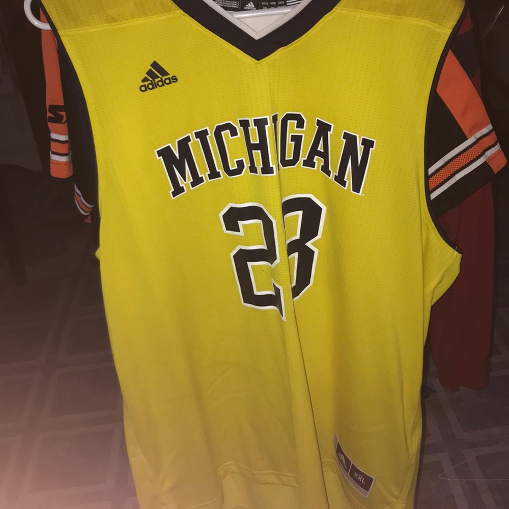 MICHIGAN 2xl Basketball Jersey